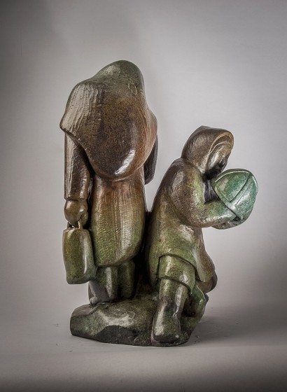 Abraham-inuit-sculpture-The-End_bronze.jpg